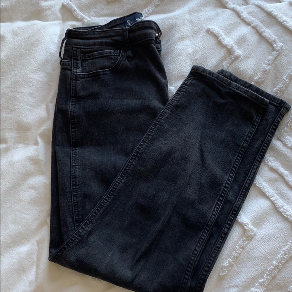 Ultra high-rise mom jean